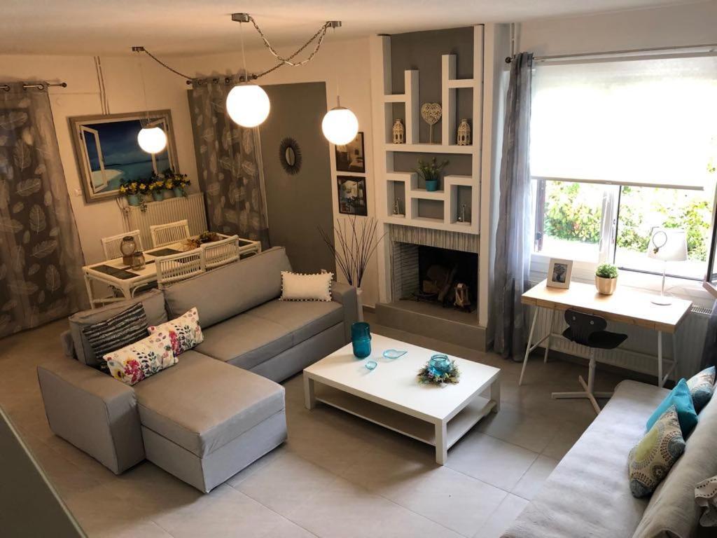 Sofia'S Pearl Beachfront Maisonette Nea Kallikrateia Exterior foto